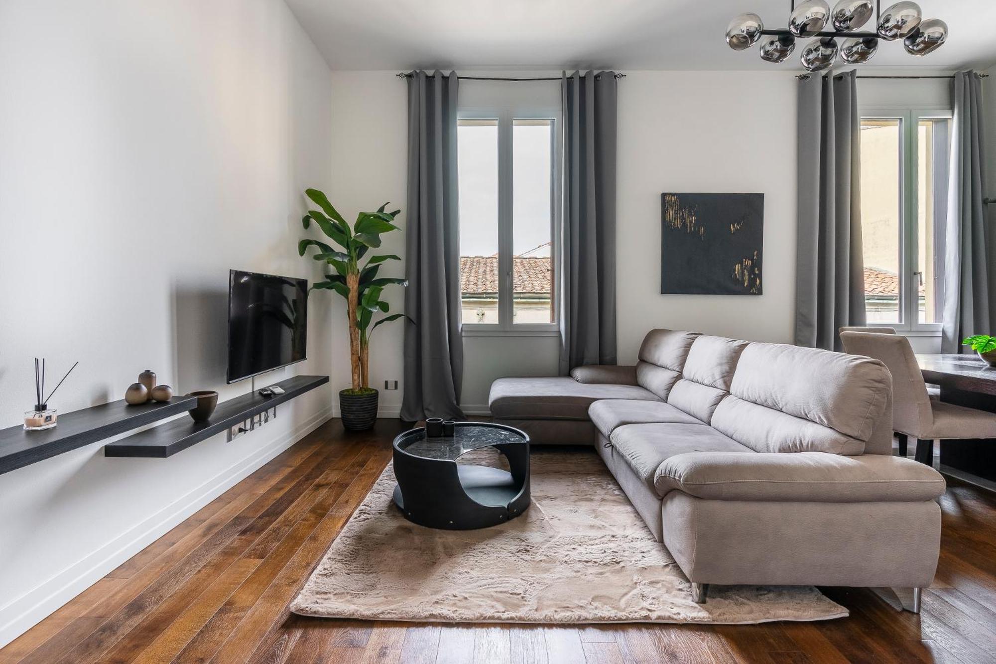 San Marco Black Appartamento Luxury Con Terrazzo E Parcheggio Su Richiesta Florence Luaran gambar
