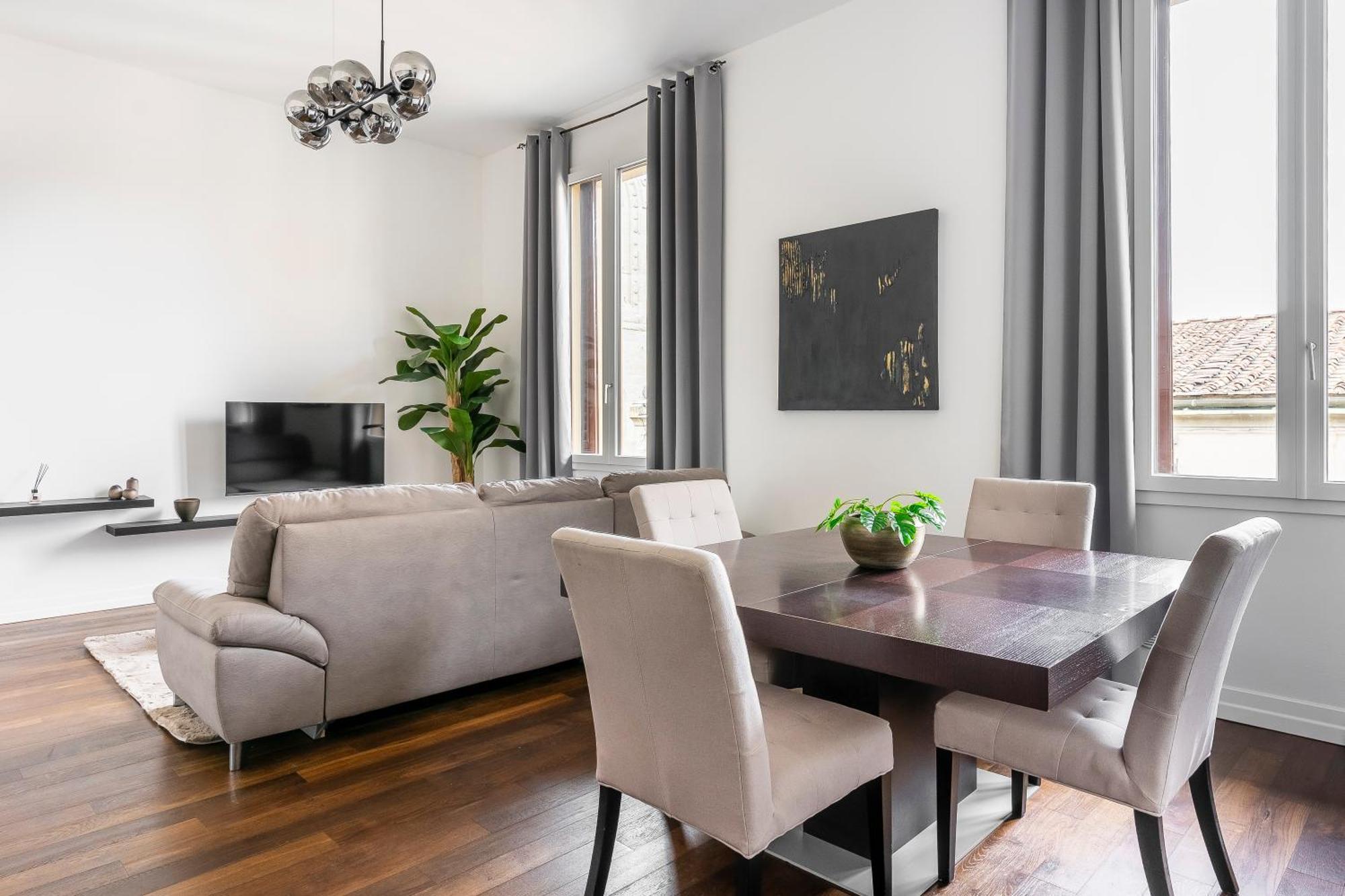 San Marco Black Appartamento Luxury Con Terrazzo E Parcheggio Su Richiesta Florence Luaran gambar