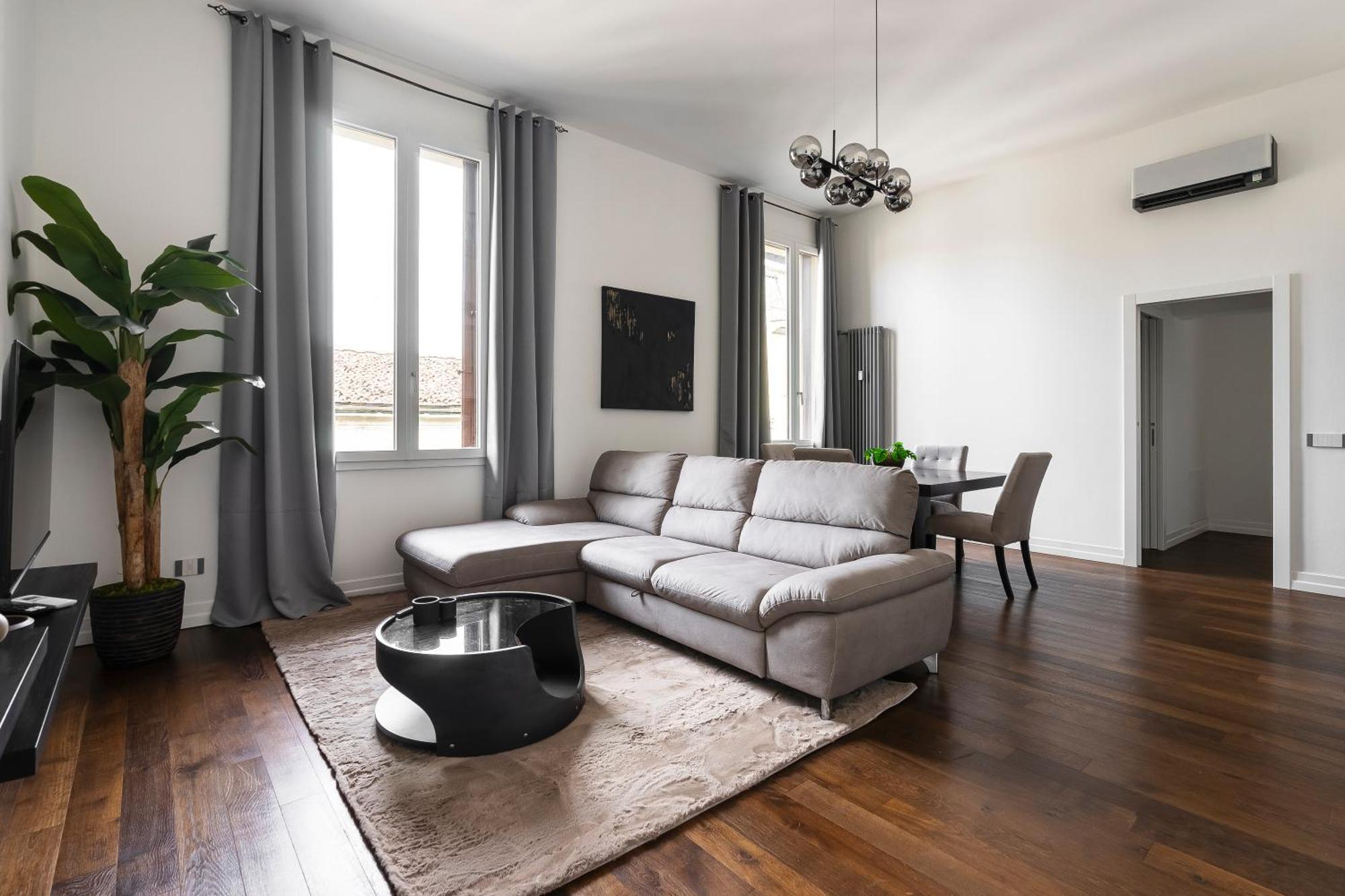 San Marco Black Appartamento Luxury Con Terrazzo E Parcheggio Su Richiesta Florence Luaran gambar